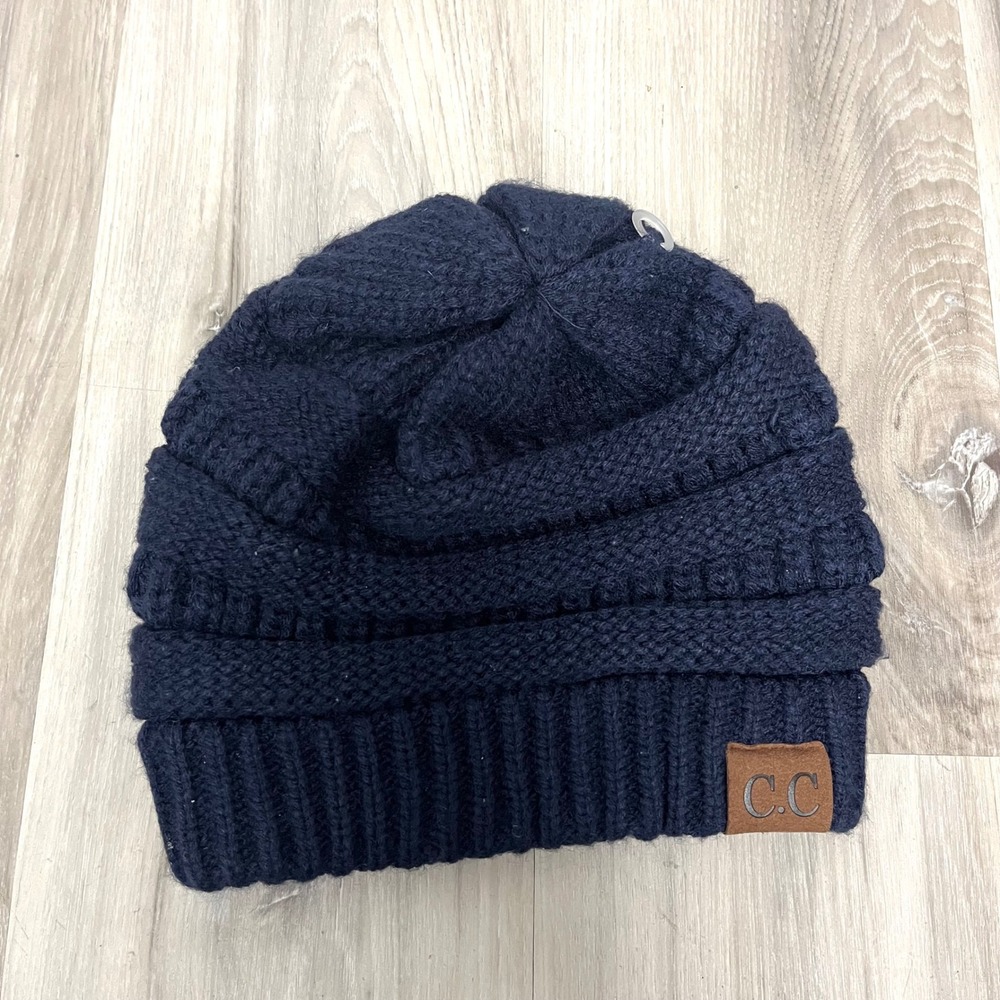 C.C Beanie Hat Women's OS Navy Blue Cable Knit Winter
